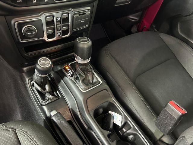 used 2022 Jeep Wrangler Unlimited car, priced at $33,701