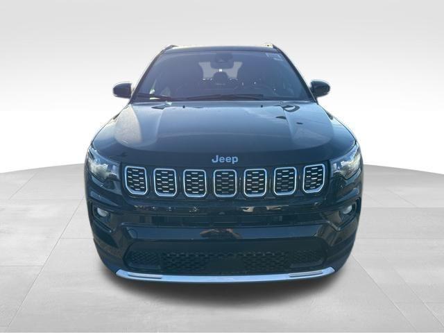 new 2025 Jeep Compass car, priced at $30,125