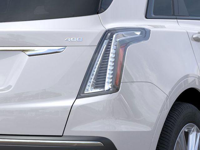 new 2025 Cadillac XT5 car, priced at $60,260