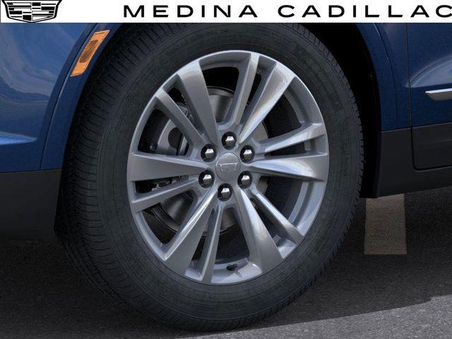 new 2025 Cadillac XT5 car, priced at $54,615