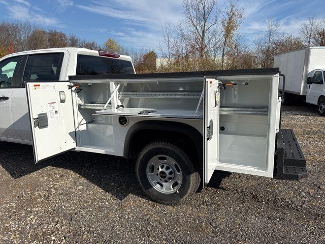 new 2024 GMC Sierra 2500 car, priced at $64,426