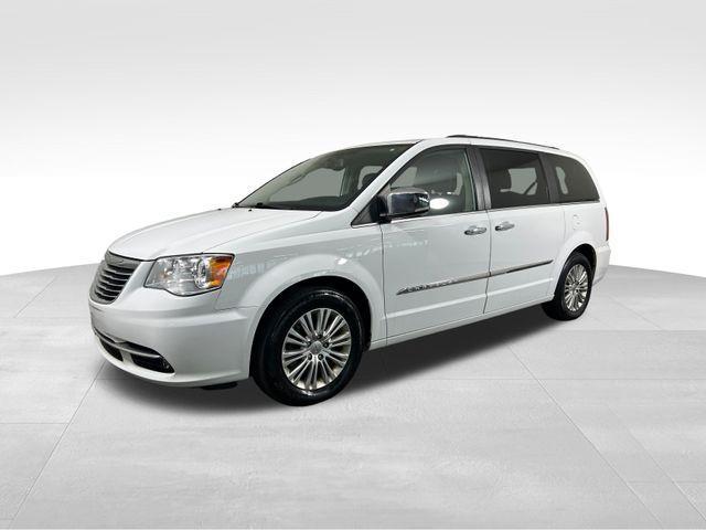used 2015 Chrysler Town & Country car, priced at $11,995