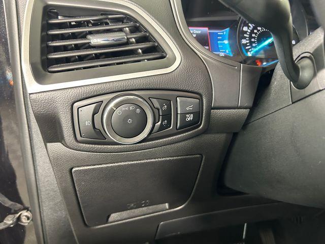 used 2024 Ford Edge car, priced at $27,179