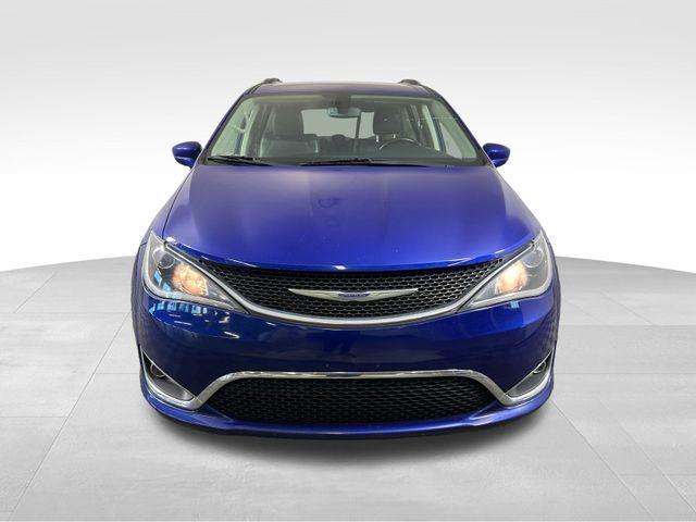 used 2020 Chrysler Pacifica car, priced at $17,995