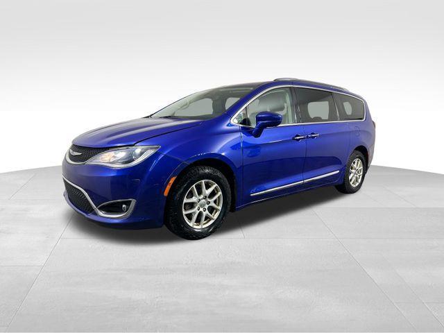 used 2020 Chrysler Pacifica car, priced at $17,995