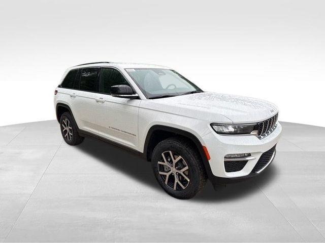 new 2025 Jeep Grand Cherokee car, priced at $41,495