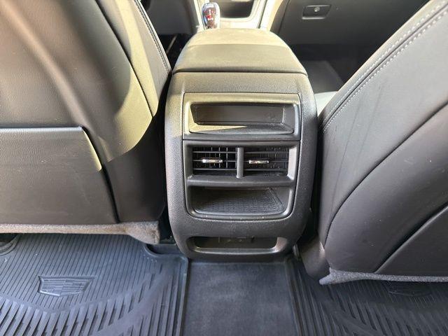 used 2022 Cadillac XT5 car, priced at $31,995