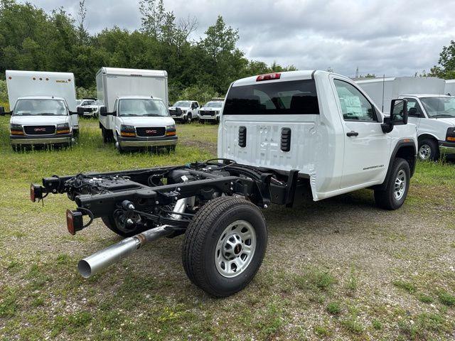new 2025 GMC Sierra 3500 car, priced at $55,254