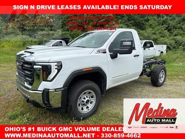 new 2025 GMC Sierra 3500 car, priced at $55,254