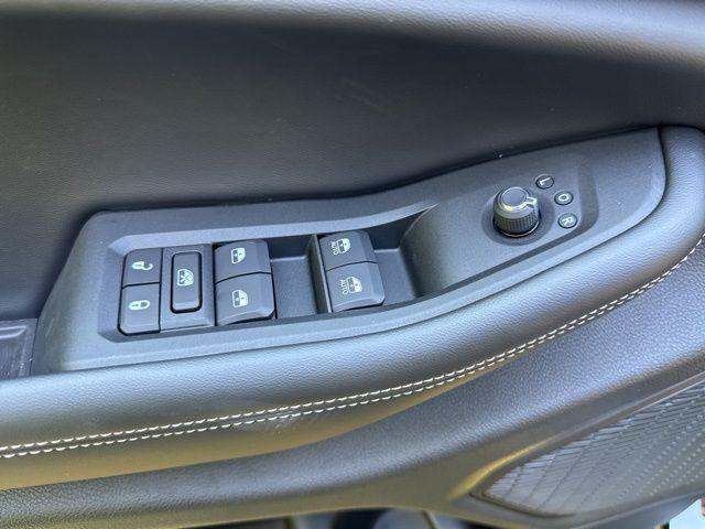 new 2025 Jeep Grand Cherokee L car, priced at $44,197