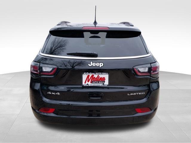 new 2024 Jeep Compass car, priced at $33,139