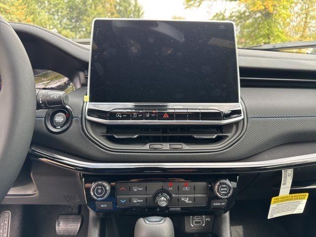 new 2026 Jeep Compass car, priced at $24,170