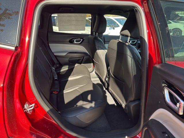 new 2025 Jeep Compass car, priced at $30,125