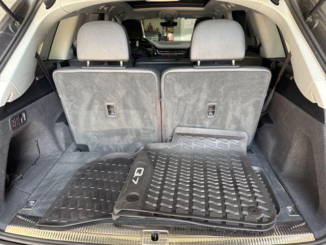 used 2019 Audi Q7 car, priced at $21,333