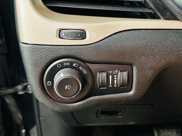 used 2015 Jeep Cherokee car, priced at $7,995
