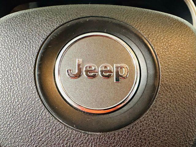 used 2015 Jeep Cherokee car, priced at $7,995