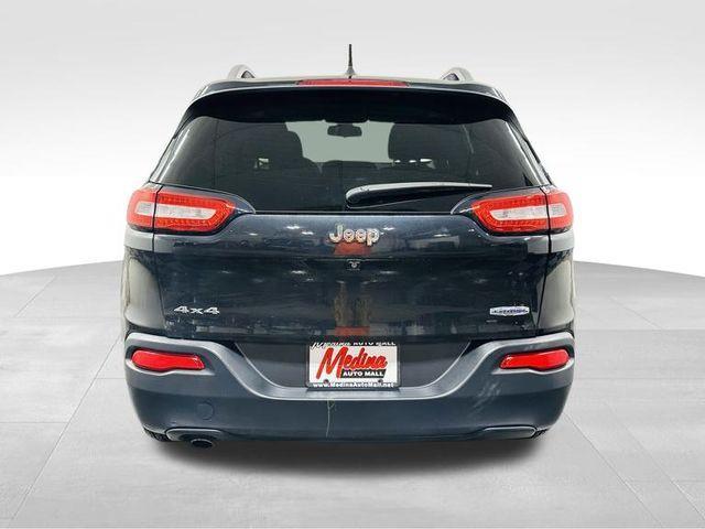 used 2015 Jeep Cherokee car, priced at $7,995