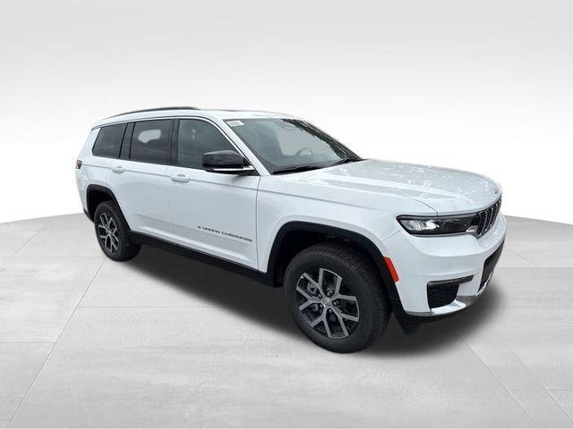 new 2025 Jeep Grand Cherokee L car, priced at $45,335