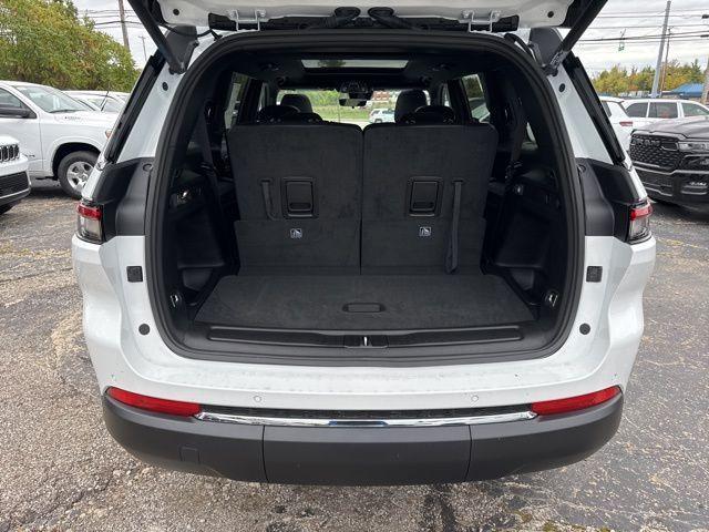 new 2025 Jeep Grand Cherokee L car, priced at $45,335