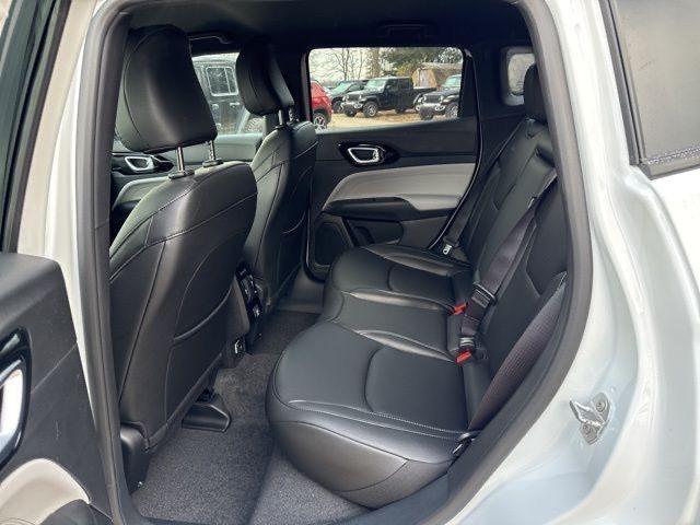 new 2025 Jeep Compass car, priced at $30,004