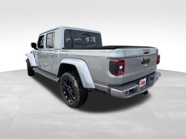 used 2021 Jeep Gladiator car, priced at $35,833