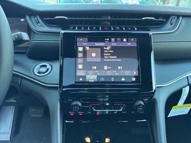 new 2025 Jeep Grand Cherokee car, priced at $37,328