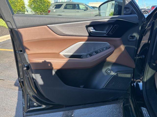used 2022 Acura MDX car, priced at $39,328