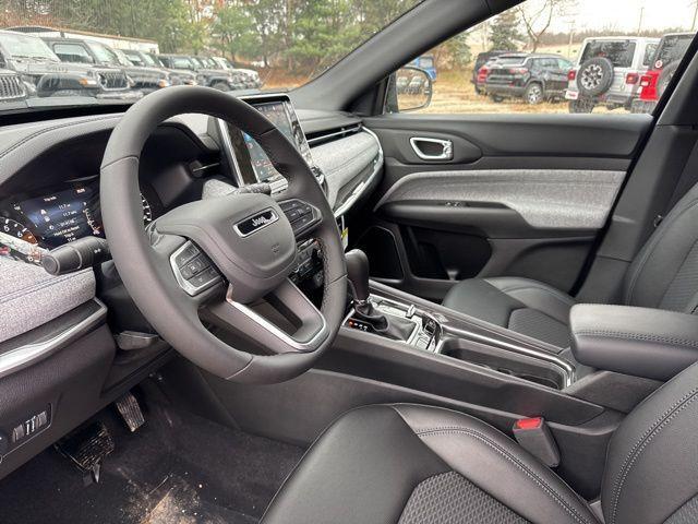 new 2025 Jeep Compass car, priced at $25,786