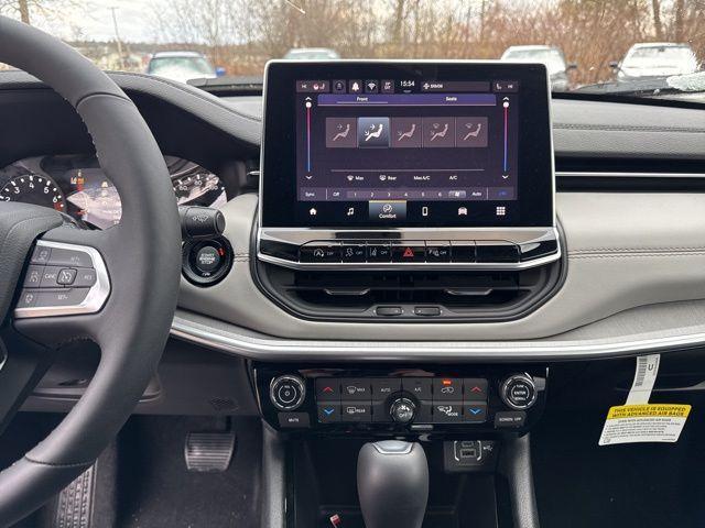 new 2025 Jeep Compass car, priced at $29,125