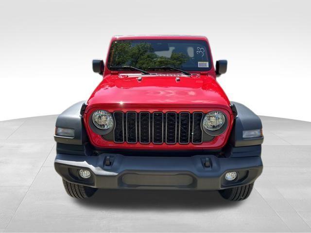 new 2025 Jeep Wrangler car, priced at $45,304