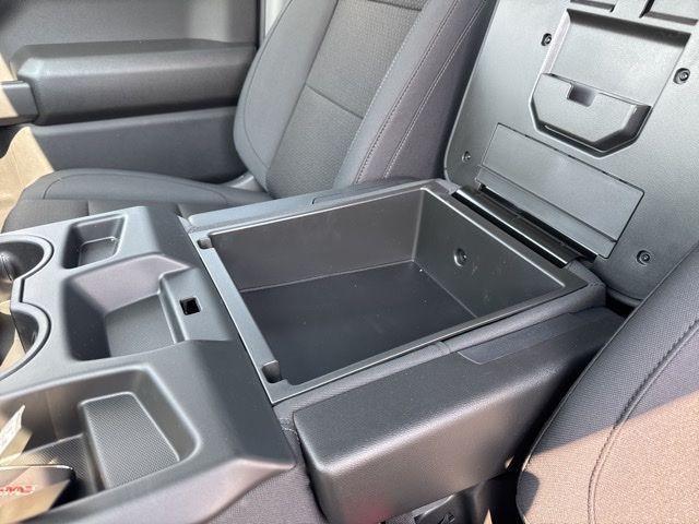 new 2025 GMC Sierra 1500 car, priced at $30,541