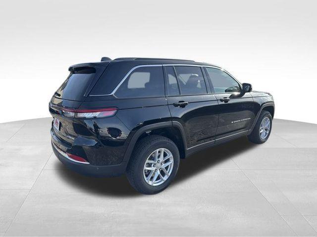 new 2025 Jeep Grand Cherokee car, priced at $35,754