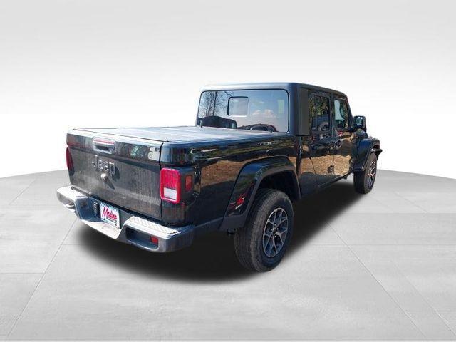 new 2024 Jeep Gladiator car, priced at $39,576