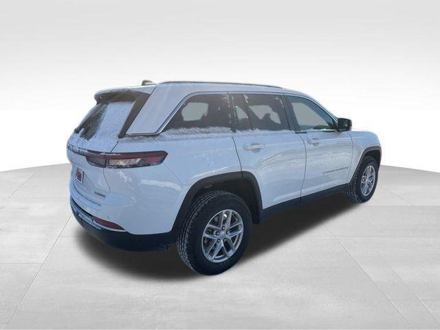 new 2025 Jeep Grand Cherokee car, priced at $37,337