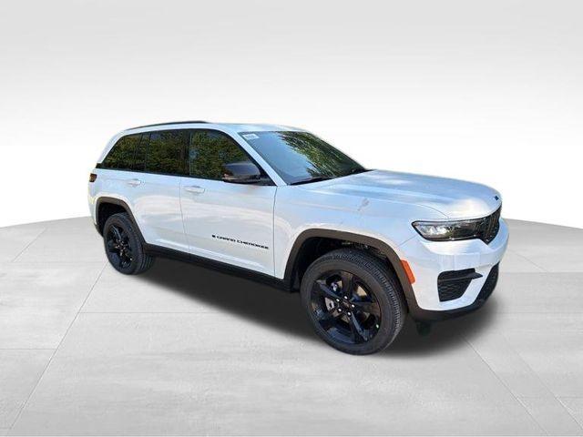 new 2025 Jeep Grand Cherokee car, priced at $38,529