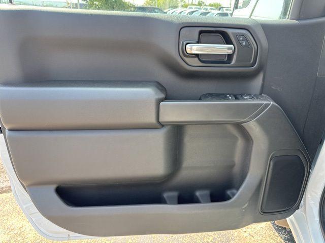 new 2025 GMC Sierra 1500 car, priced at $30,541