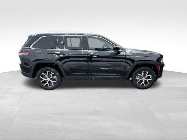 used 2023 Jeep Grand Cherokee car, priced at $38,300