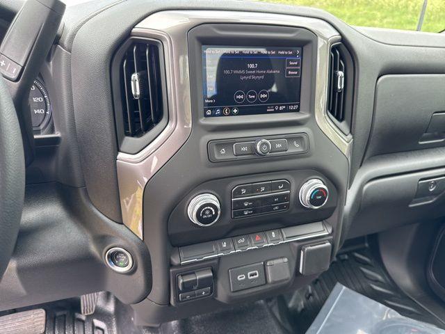 new 2025 GMC Sierra 3500 car, priced at $51,658