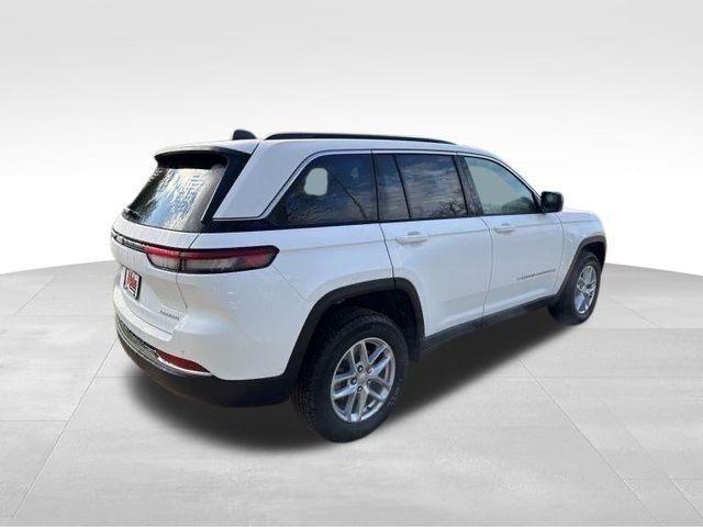 new 2025 Jeep Grand Cherokee car, priced at $35,810