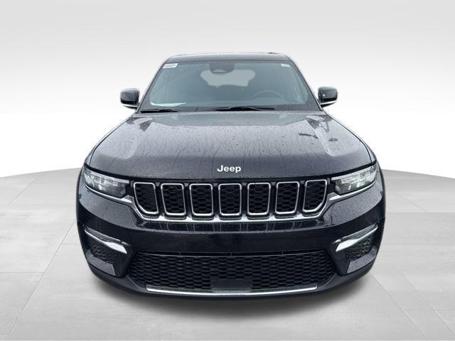 new 2025 Jeep Grand Cherokee car, priced at $39,678