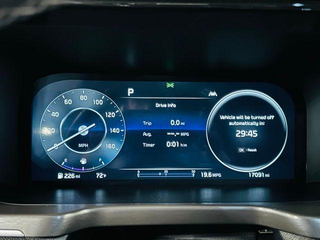 used 2023 Kia Sorento car, priced at $35,906