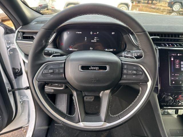 new 2025 Jeep Grand Cherokee car, priced at $46,780