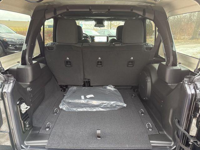 new 2025 Jeep Wrangler car, priced at $45,397
