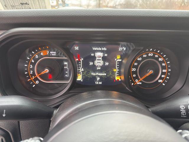 new 2025 Jeep Wrangler car, priced at $45,397