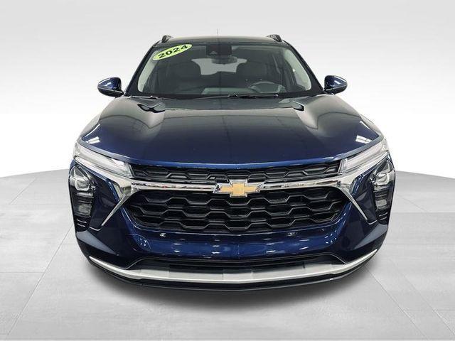 used 2024 Chevrolet Trax car, priced at $23,562