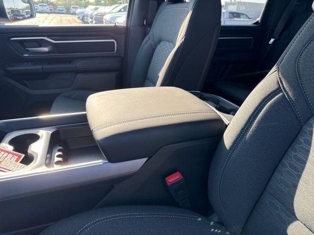 new 2025 Ram 1500 car, priced at $44,116