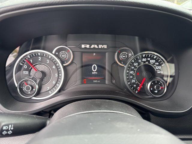 new 2025 Ram 1500 car, priced at $40,522