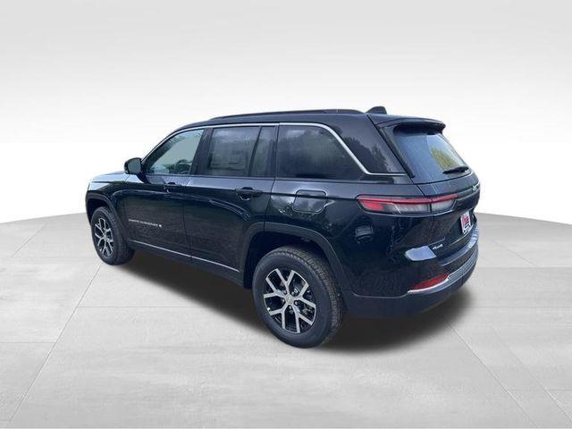 new 2025 Jeep Grand Cherokee car, priced at $42,013