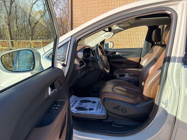 used 2017 Chrysler Pacifica car, priced at $13,315