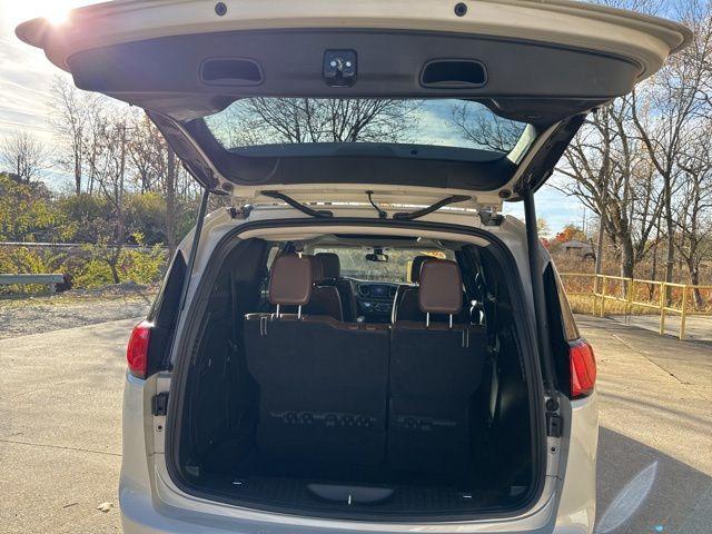 used 2017 Chrysler Pacifica car, priced at $13,315